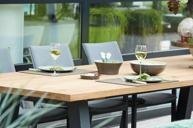dutch-garden-blog-hoe-vind-ik-de-juiste-tuintafel