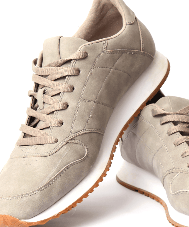 Cream coloured sneaker