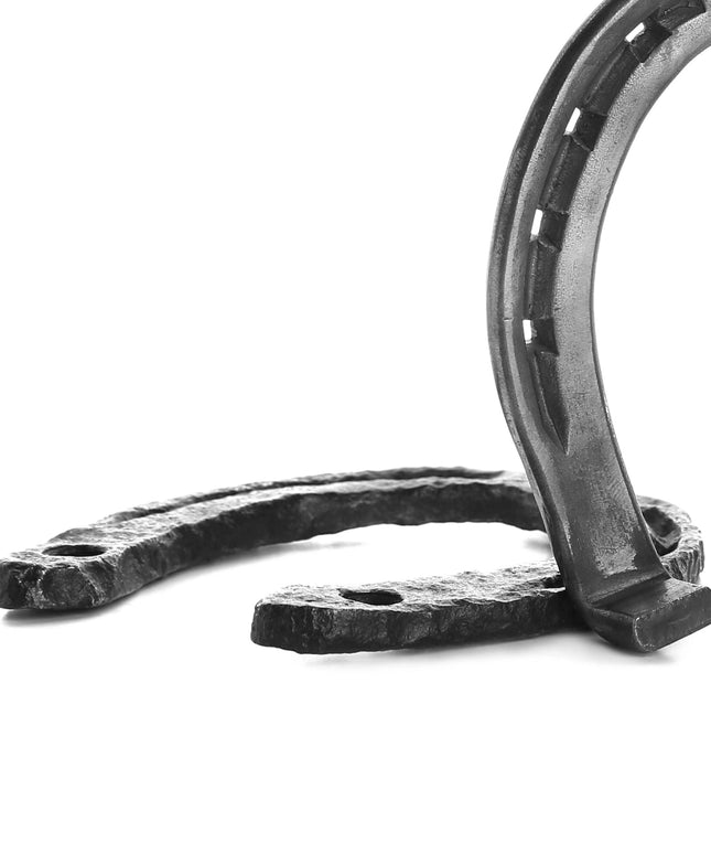 Metal horseshoes
