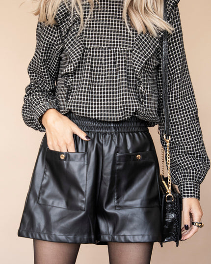 Fall Faux Leather Black - Short