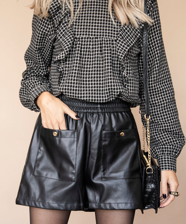 Fall Faux Leather Black - Short