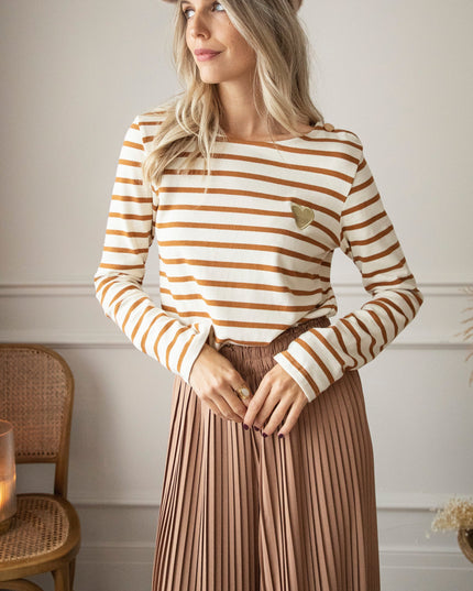 Beating Heart Stripes & Buttons Camel - Longsleeve