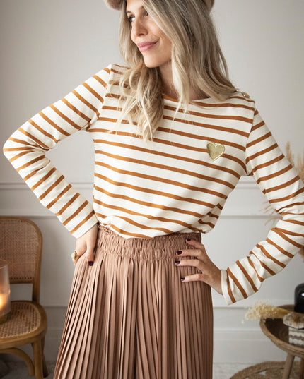 Beating Heart Stripes & Buttons Camel - Longsleeve