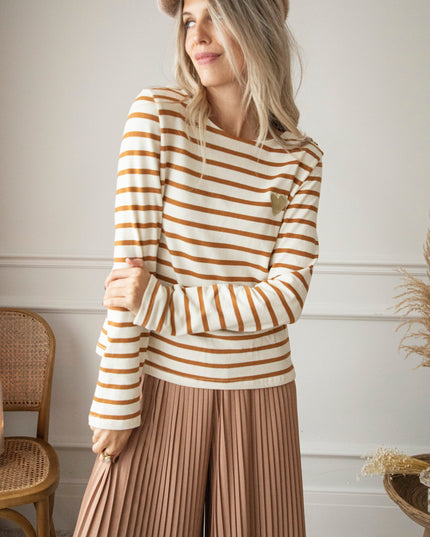 Beating Heart Stripes & Buttons Camel - Longsleeve