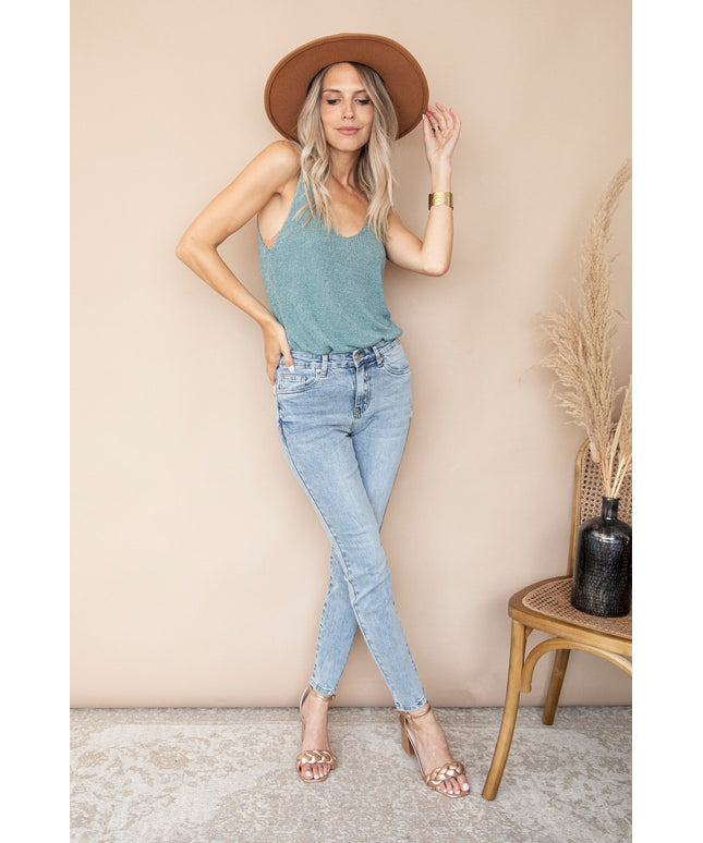 The Classic You Need Light Blue - Jeans