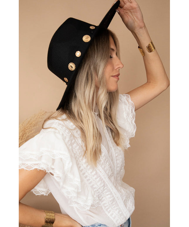 New Cowgirl In Town Black - Hoed