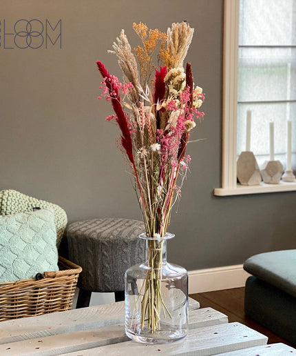 Dried Flowers in vase | Beautiful Trauma
