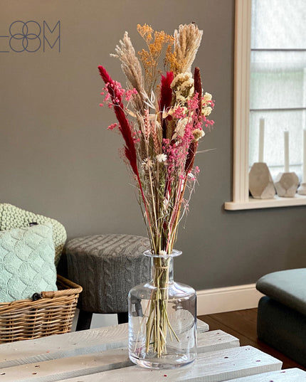 Dried Flowers in vase | Beautiful Trauma