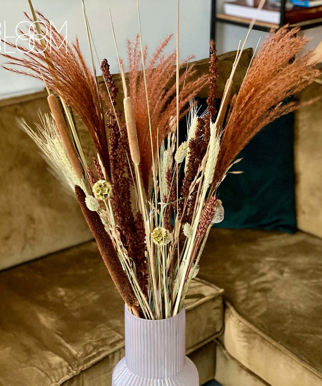 Dried Flowers Bouquet - Hot Chocolate