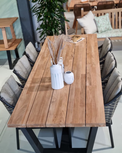 SHOWROOMSALE 50 % KORTING George Tuintafel 280x100 | 6x Milou tuinstoel |