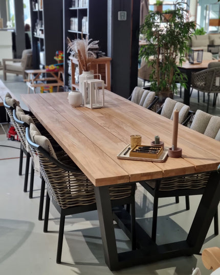 SHOWROOMSALE 50 % KORTING George Tuintafel 280x100 | 6x Milou tuinstoel |