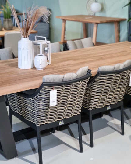 SHOWROOMSALE 50 % KORTING George Tuintafel 280x100 | 6x Milou tuinstoel |