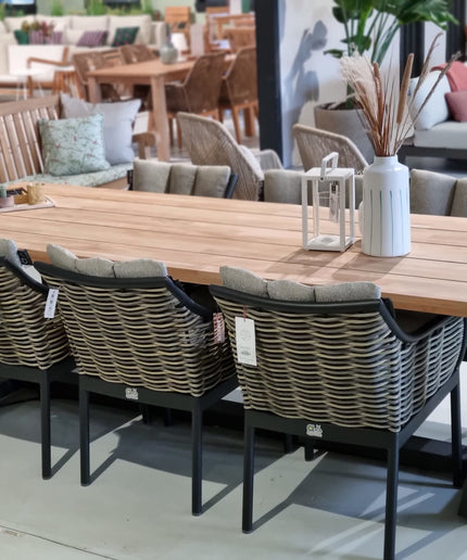 SHOWROOMSALE 50 % KORTING George Tuintafel 280x100 | 6x Milou tuinstoel |